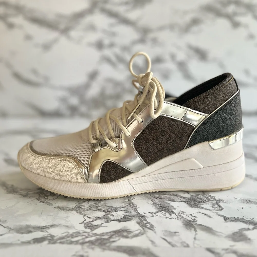 Michael Michael Kors Liv Bubble Trainer Sneakers Metallic 9.5 Fashion Logo